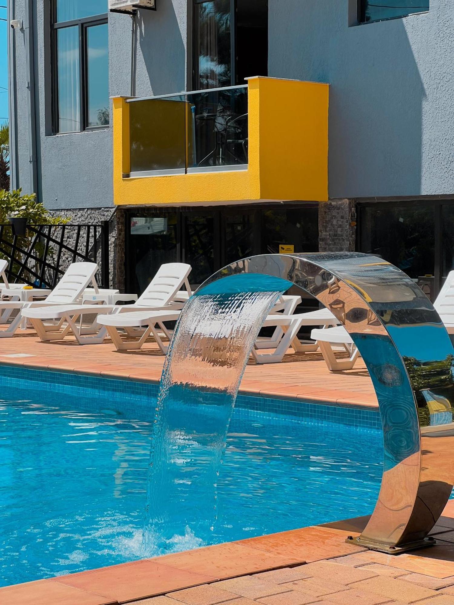 Casa Del Mar Kvariati Exterior foto